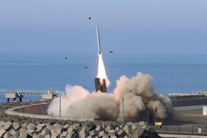 2.000 kilometre menzilli füze programı hızlanıyor