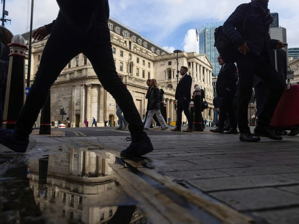 Russia’s Economy Falters as Sanctions Bite and War Spending 