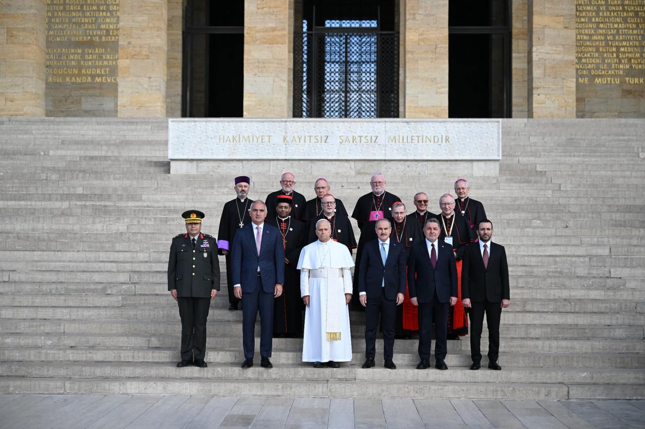 Papa 14. Leo, Anıtkabir’i ziyaret etti