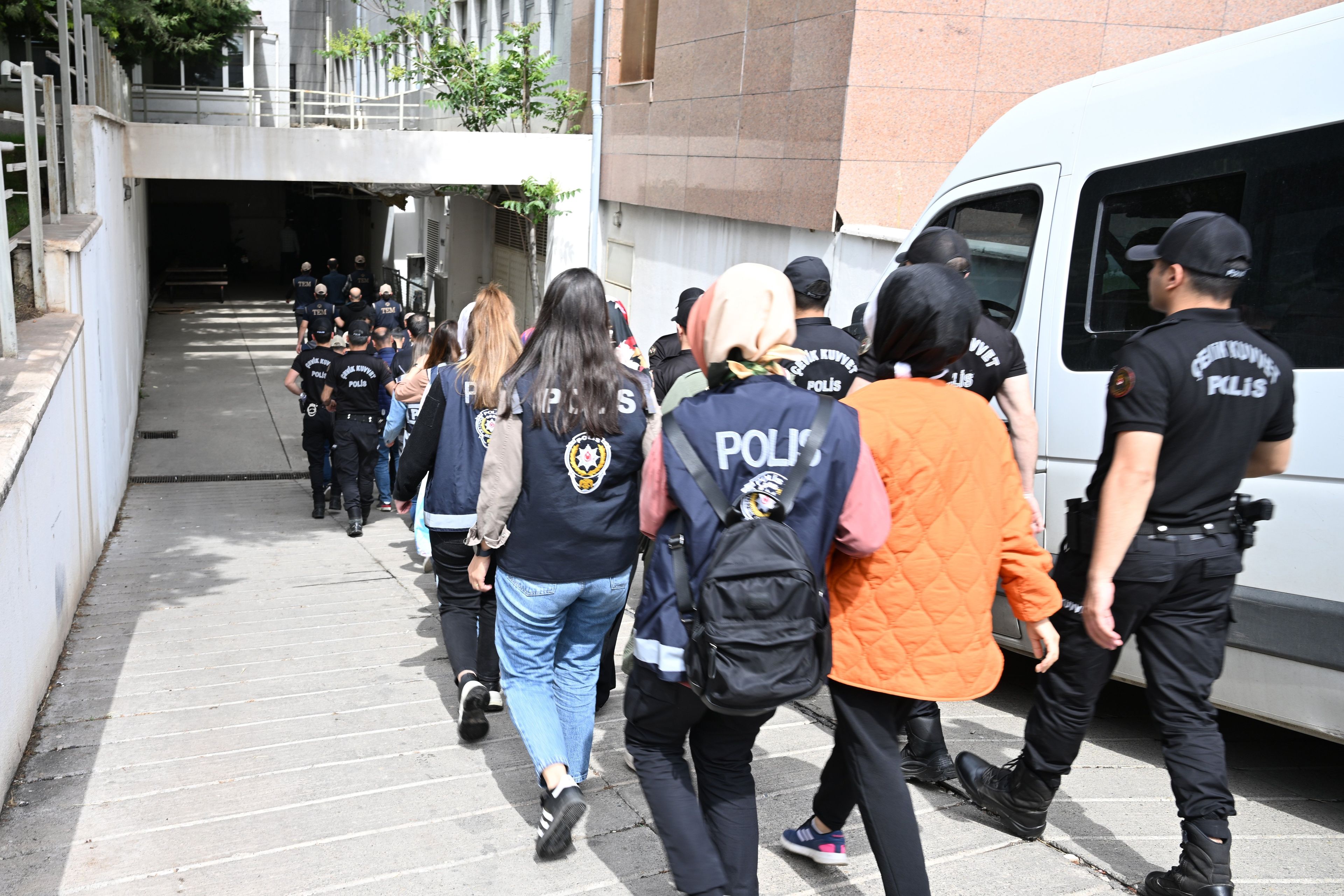 15 Temmuz'un 9.yılında dev FETÖ Operasyonu: 371 gözaltı kararı