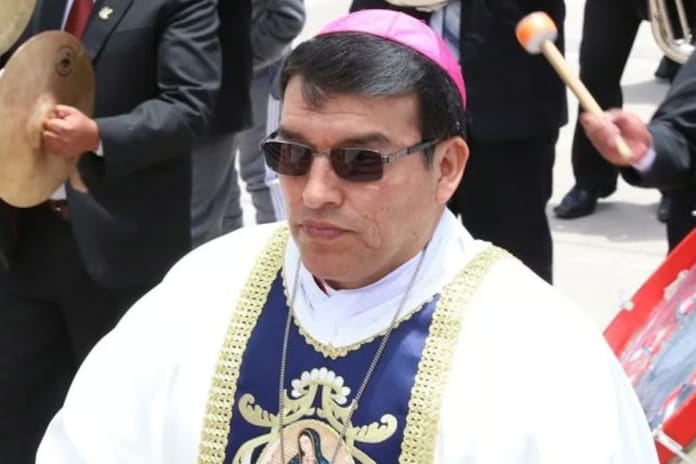Peru’da piskopos 17 kadınla ilişki skandalı sonrası istifa etti