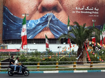 Iran Demands Hormuz Control Ahead of Qatar Talks