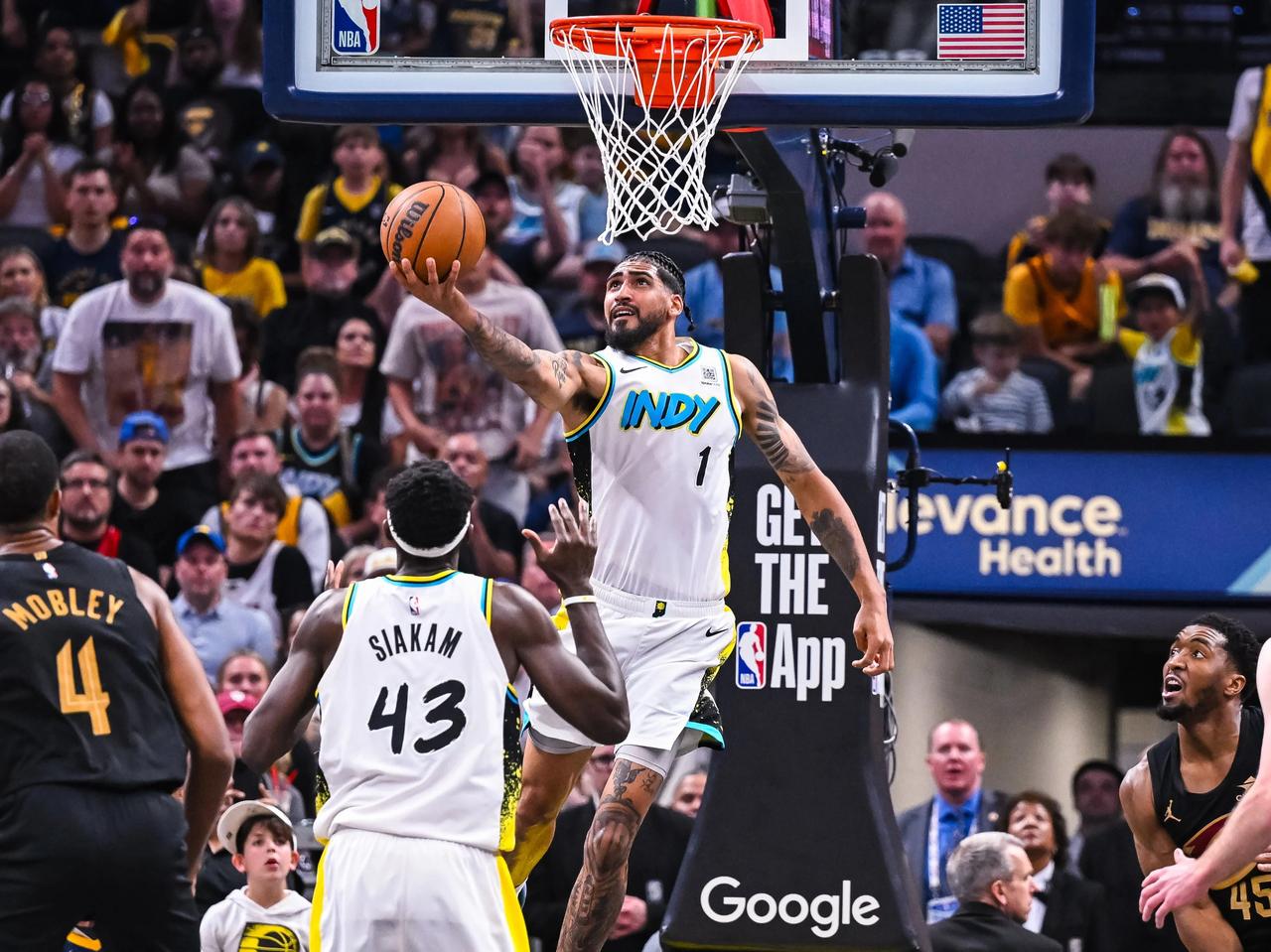 NBA'de Pacers finale yaklaştı, Thunder seriyi eşitledi