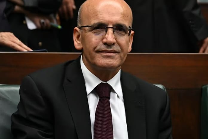 Bakan Şimşek'ten enflasyon yorumu: “Dezenflasyon sürecek”