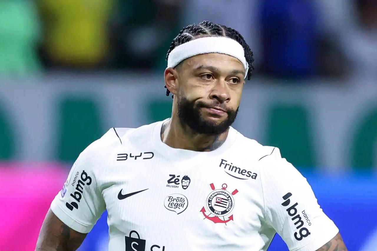 Corinthians'ta Depay krizi büyüyor