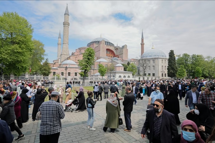 Tarihi Yarımada'ya turistik tramvay