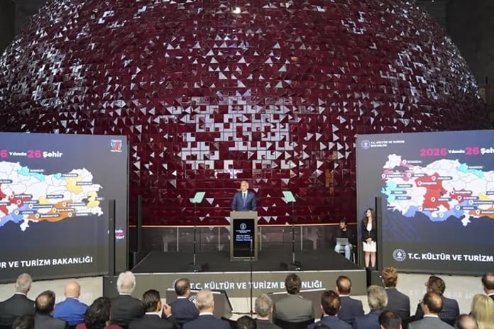 Bakan Ersoy: Türkiye'nin kültür sanat vizyonunu güçlendiriyoruz