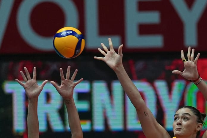 Sultanlar Ligi'nde pazar günü şöleni: Haftanın odak noktası İstanbul derbileri