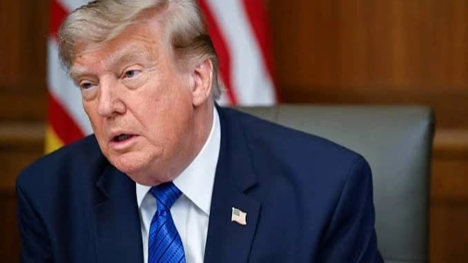 Trump: Hürmüz Boğazı'nın adını Trump Boğazı olarak değiştirmeli miyiz?