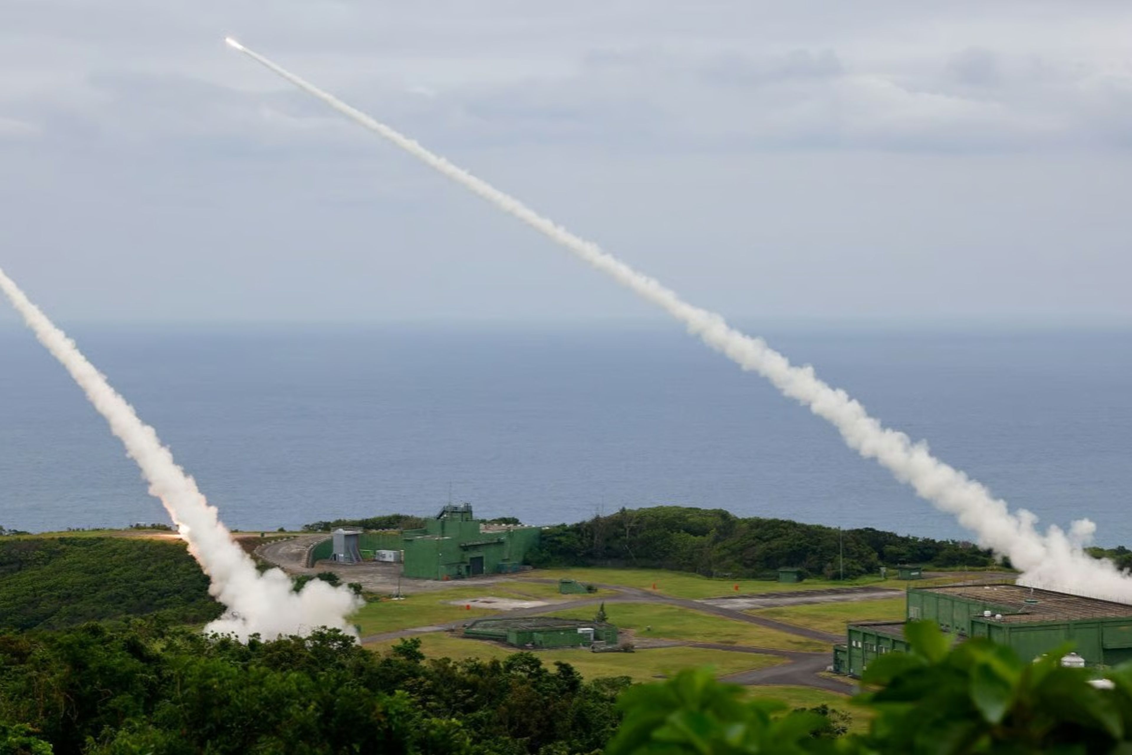 Tayvan, HIMARS sistemlerini canlı ateş tatbikatında ilk kez kullandı