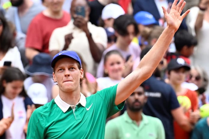 Fransa Açık'ta şampiyonluk adayları Sinner ve Pegula dördüncü tur vizesini aldı