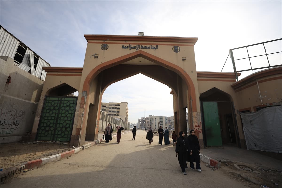 Gazze İslam Üniversitesi'nde yüz yüze öğretim başladı