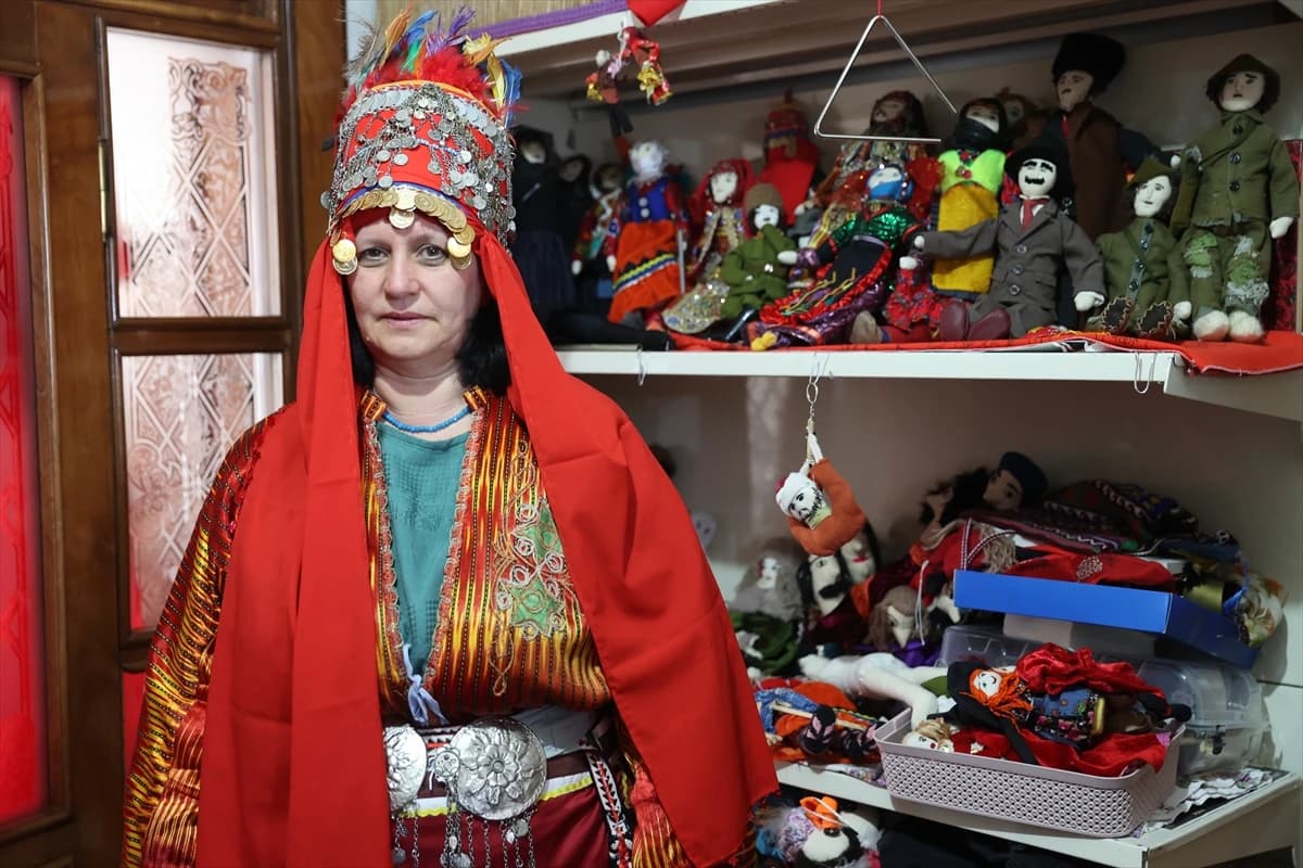 Her bir bebeğin yapımı 20 günden fazla sürüyor