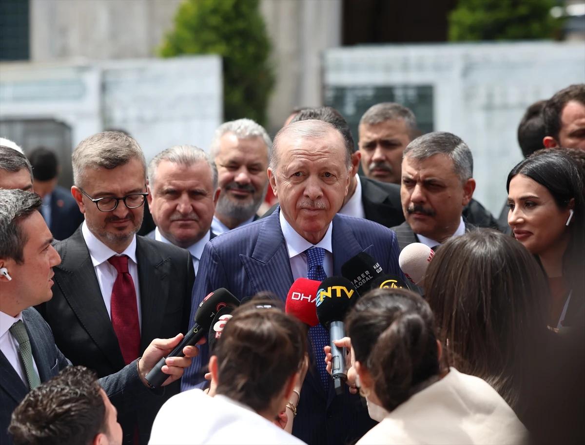 Cumhurbaşkanı Erdoğan'dan Ayasofya çıkışında fetih mesajı: Akşam İstanbul bir başka güzel olacak