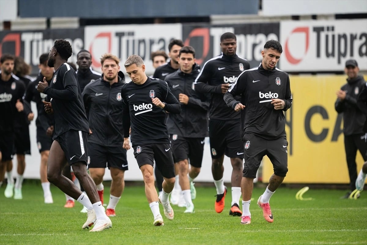 Beşiktaş'ın Hoffenheim maçı kamp kadrosu açıklandı