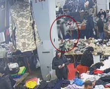 Katillerin pazardaki tezgahtan bıçak aldığı anlar ortaya çıktı