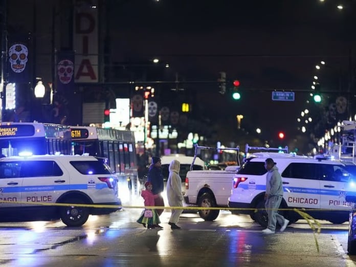 Chicago'da düzenlenen silahlı saldırıda 4 kişi hayatını kaybetti