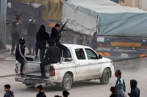 İsrail Ordusu itiraf etti: Gazze'deki çetelere silah verildi