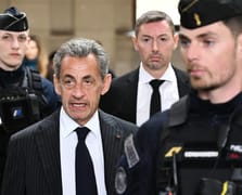 Eski Fransa Cumhurbaşkanı Sarkozy'nin hapis cezası başladı