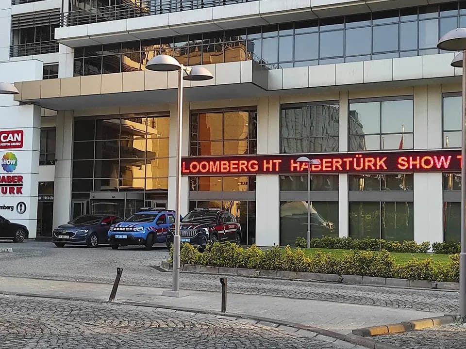 Can Holding'in kaçakçılık ağı çökertiliyor