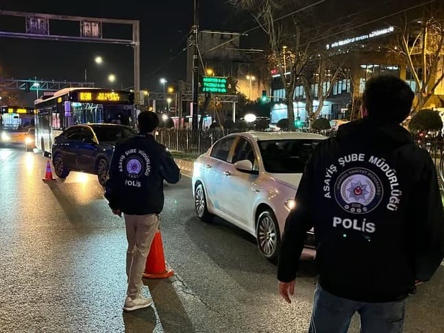İstanbul'da yapılan denetimde 1149 kişi gözaltına alındı