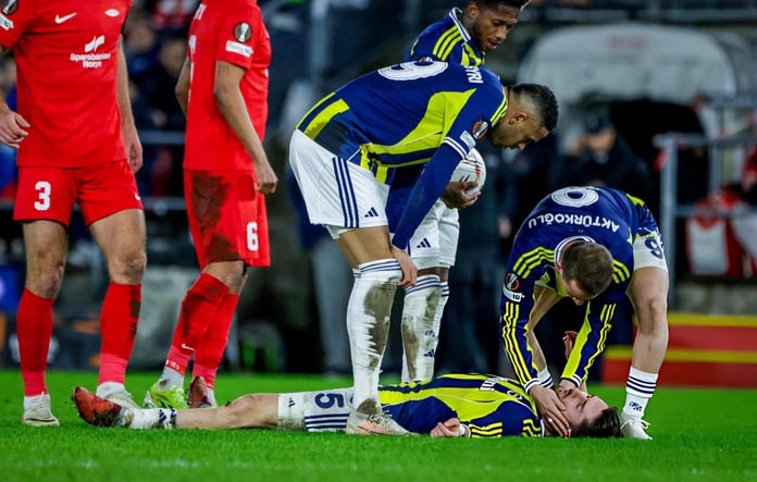 İsmail Yüksek'ten kısa süreli korku