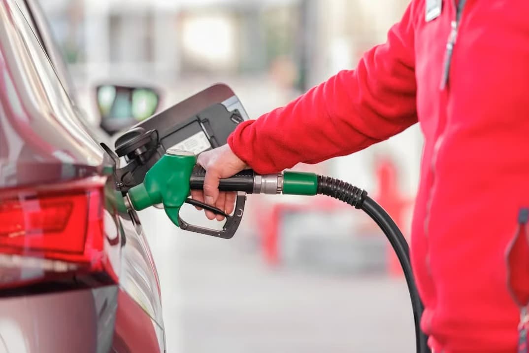 Bugün benzin-motorin litresi ne kadar? 3 Şubat