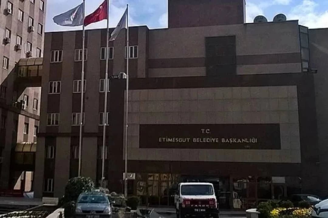 Etimesgut Belediyesi'ne operasyon! Çok sayıda gözaltı var