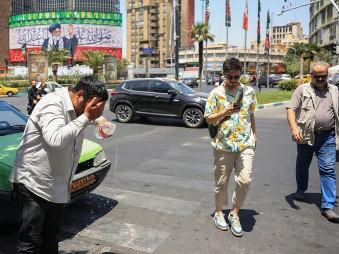 Pezeşkiyan: "Başkenti tahliye etmek zorunda kalabiliriz"