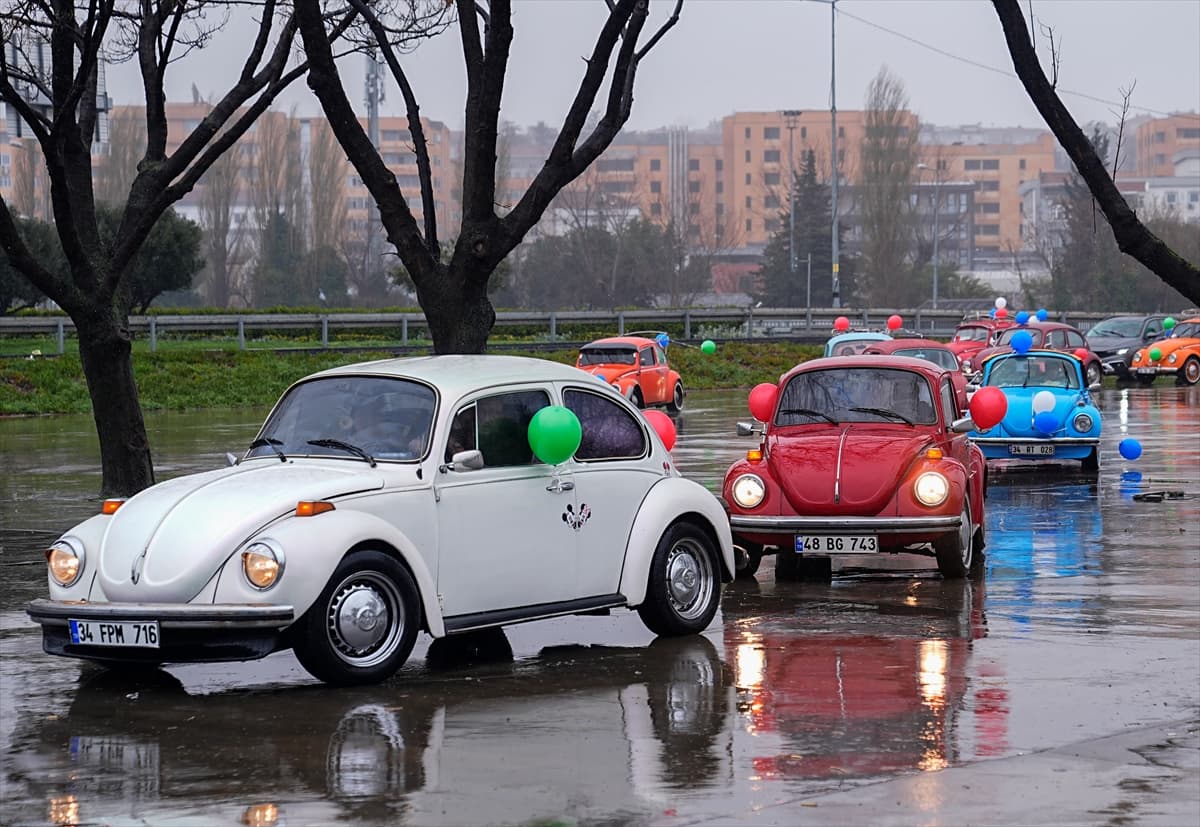 Vosvos konvoyuyla farkındalık etkinliği: Down sendromlu bireyler Yenikapı’da buluştu