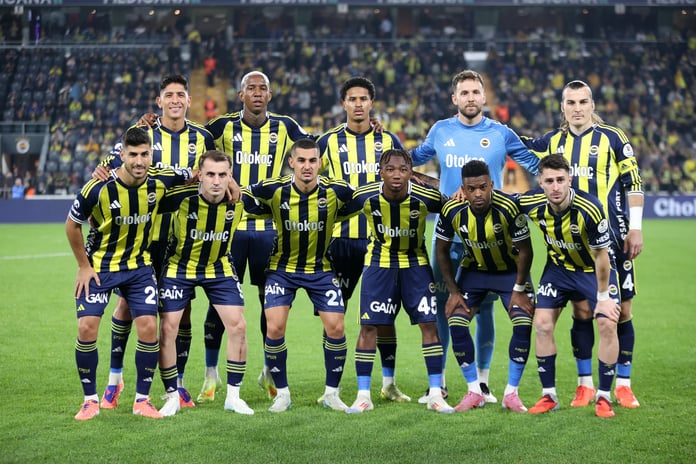 Fenerbahçe, Kayserispor'u ağırlıyor