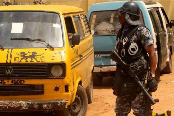 Nijer'de 200'den fazla motosikletli saldırgan ordu üssüne saldırdı