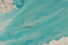 Körfez'deki petrol sızıntısı uydu görüntülerine yansıdı