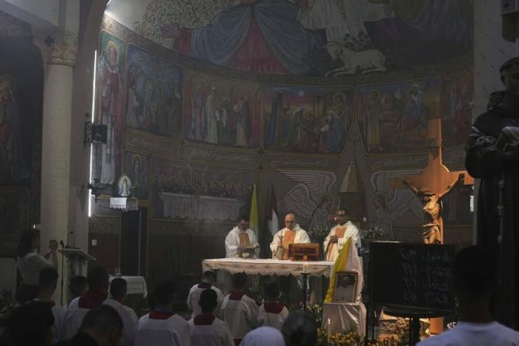Two Killed, Several Injured in Israeli Attack on Catholic Church in Gaza