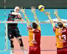 Efeler Ligi'nde şampiyonluk düellosu başlıyor