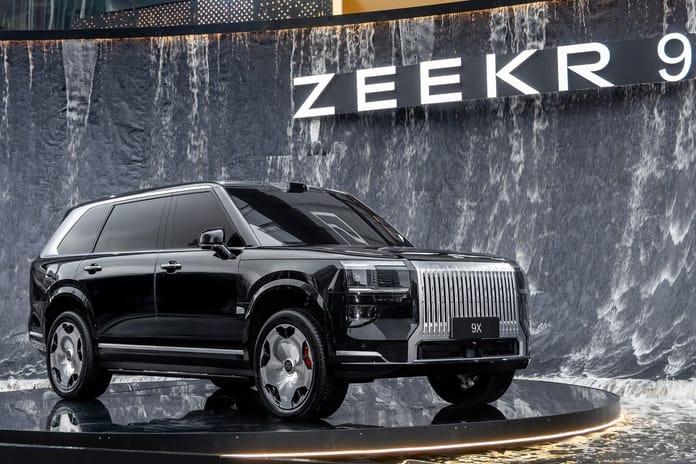 Çinli Rolls Royce: Zeekr 9X satışa sunuldu!