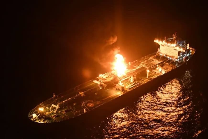 Husiler Kızıldeniz'de Suudi Arabistan'a ait iki petrol tankerini vurdu