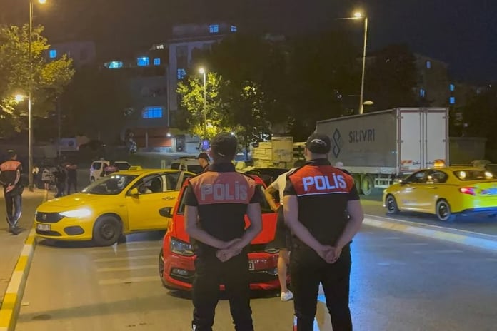 Huzur İstanbul uygulamasında 949 kişi yakalandı 