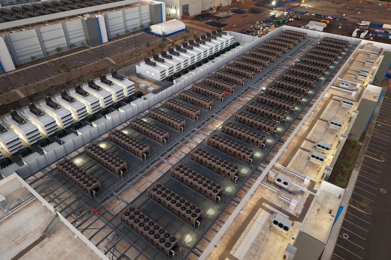 A data center campus with rooftop cooling units, 2025 - Rsparks3 (CC0)