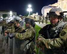 Trump’ın Illinois’e asker gönderme kararına yeşil ışık