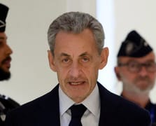 Sarkozy cezaevi şartlarından şikayetçi: "Çok zor koşullarda yaşıyorum"