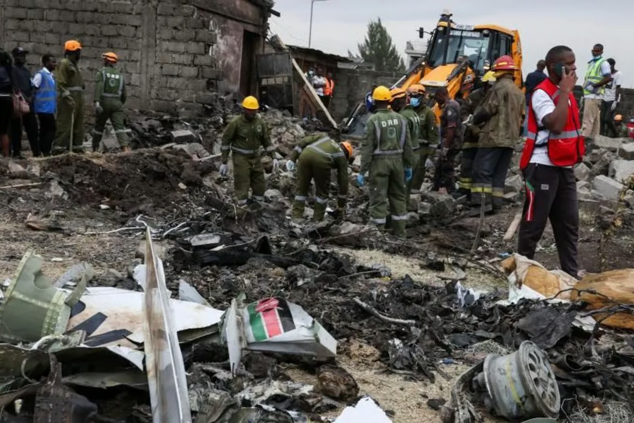 Six Killed As Medical Plane Crashes Into Nairobi Building