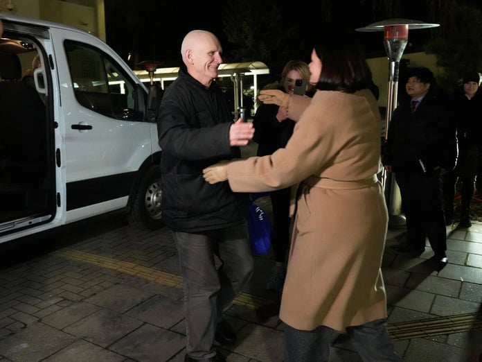 Yaptırımların kaldırılması karşılığında siyasi mahkumlara özgürlük