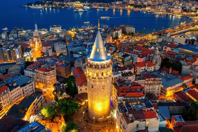 İstanbul’a 9 ayda 13,5 milyon turist geldi