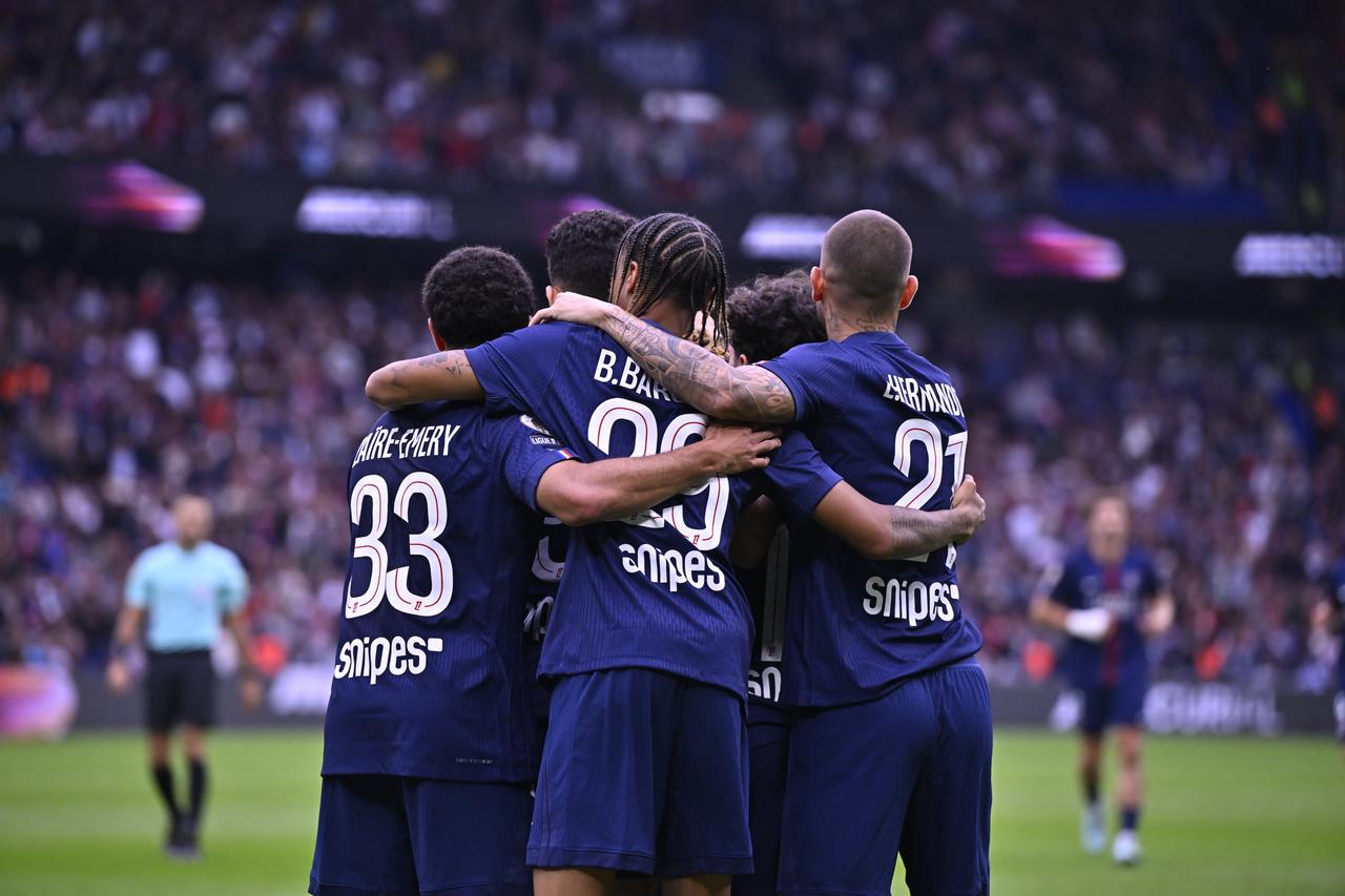 Ligue 1'de PSG sürprizi