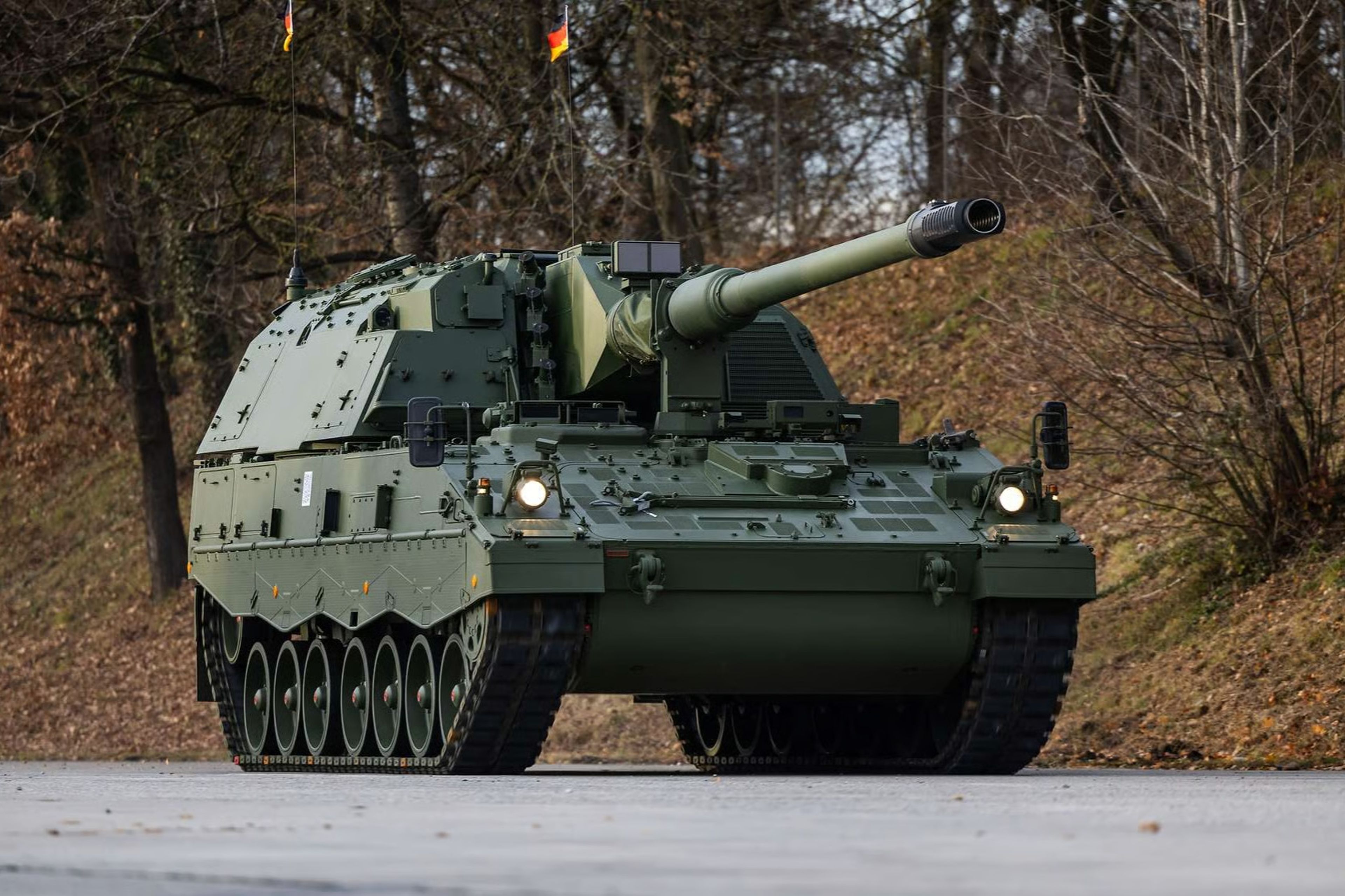 Almanya, yeni PzH 2000 A4’ü tanıttı