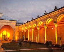 Sultan II. Bayezid Külliyesi Sağlık Müzesi artık geceleri de ziyaret edilebilecek