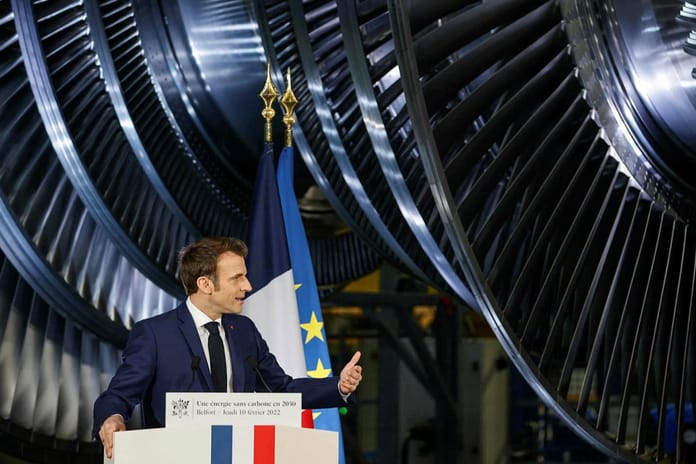 Macron, Fransız nükleer silahlarının başka ülkelere konuşlandırılması için müzakerelere açık