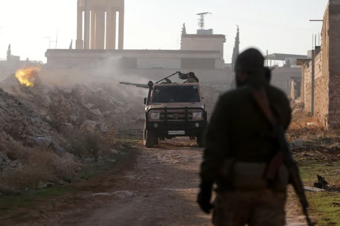 ABD'den Suriye ordusuna "yabancı savaşçı" onayı: Binlerce asker orduya katılacak