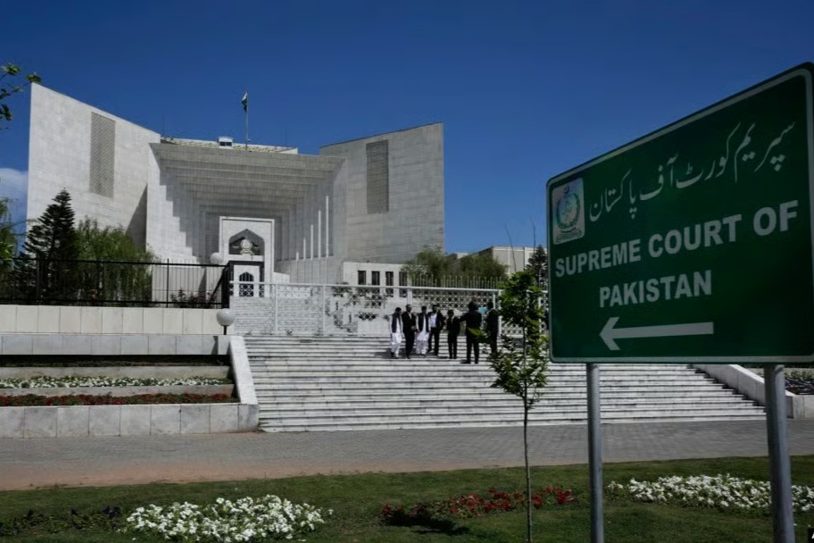 Pakistan Yüksek Mahkemesi'nde patlama